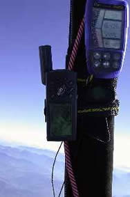Geschwindigkeit 80,9 km/h H�he 16.406 Fu�